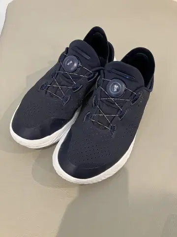 언더아머 슬립 스피도 28.5cm