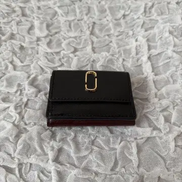 Marc Jacobs 3단 폴더형 지갑