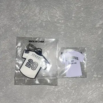 후지와라 키키 러버 유니폼 키링 세트