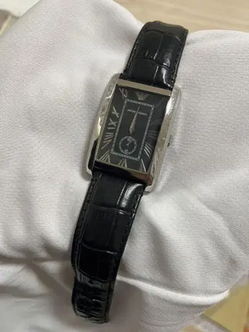 Emporio Armani 블랙 가죽 시계