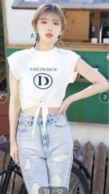 DARLINGRICH 슬리브리스 티셔츠 화이트