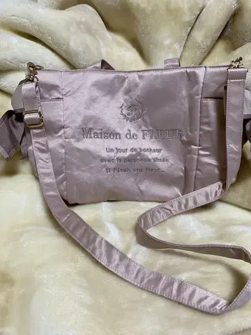 Maison de FLEUR 리본 토트백