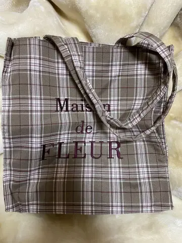 Maison de FLEUR 체크 무늬 토트백