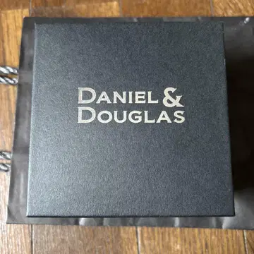 Daniel & Douglas 자동 시계