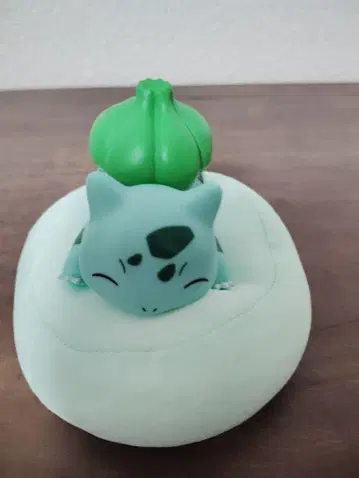 포켓몬 Pokemon 썬더드래곤 피규어 쓰리