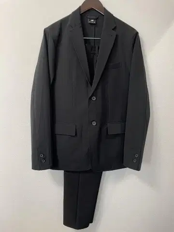뉴발란스 THE CITY 셋업 M 사이즈