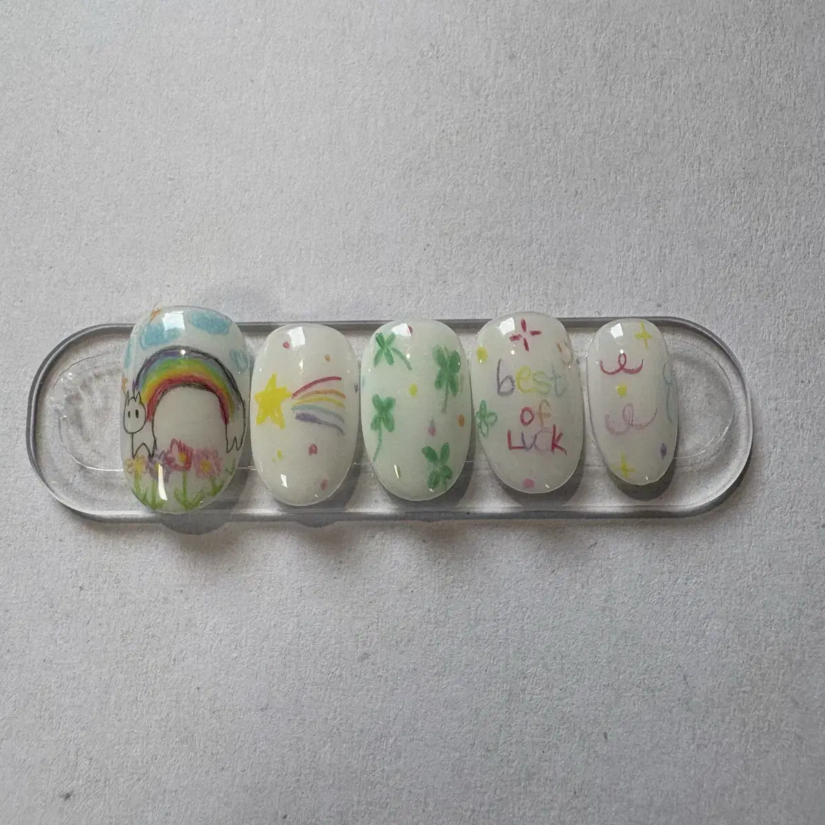 Drawing Handmade Nail Tips