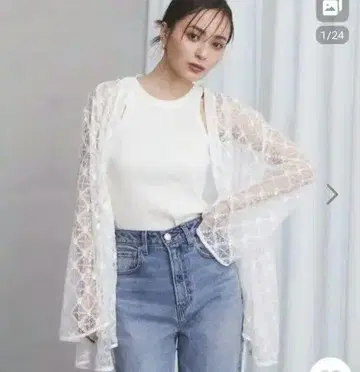 애뉴언스 가디건 레이스 티어드 개더 가운 화이트