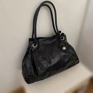 FURLA 훌라 크로커다일풍 블랙 가죽 숄더백