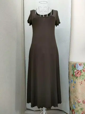 폭시 뉴욕 브라운 원피스