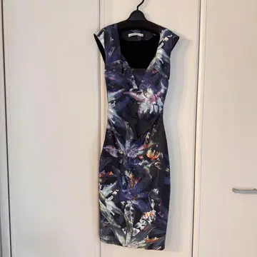 KAREN MILLEN 플라워 프린트 원피스 UK6