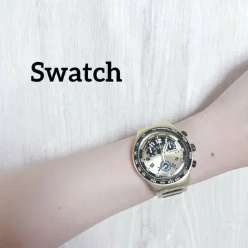 Swatch 아이로니 크로노그래프 블랙 골드