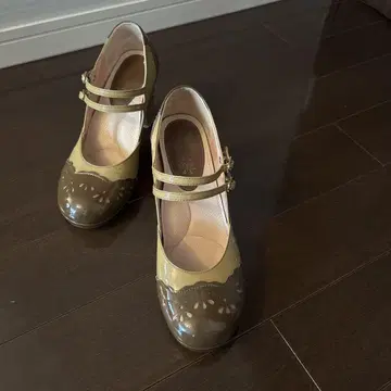 키다리 아저씨 신발 펌프스 25cm