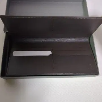 FARO 파로 다크 브라운 장지갑 동전 지갑 없음