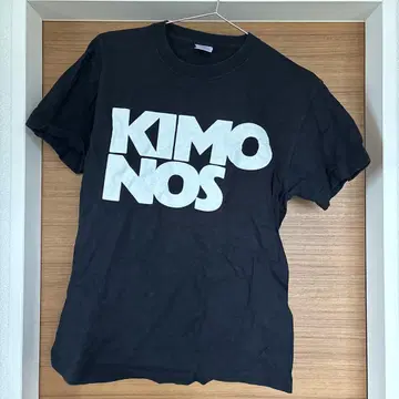KIMONOS 로고 프린트 티셔츠 M 사이즈 블랙
