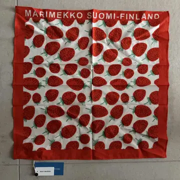 미사용 새상품 marimekko 이치고 패턴 만시카