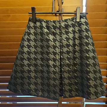 Moncler 하운드 투스 플레어 스커트 사이즈 40 반값 이하