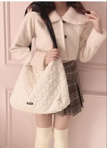 meltie 퀼팅 백 M 하트 퀼팅 백