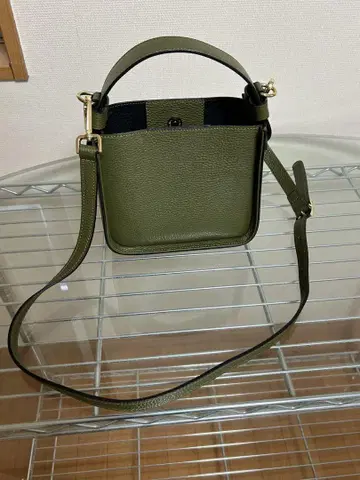 콘티고 올리브 그린 가죽 숄더백