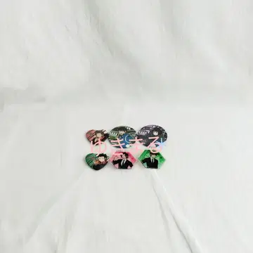 월드 트리거 굿즈 세트 하트 캔뱃지 등
