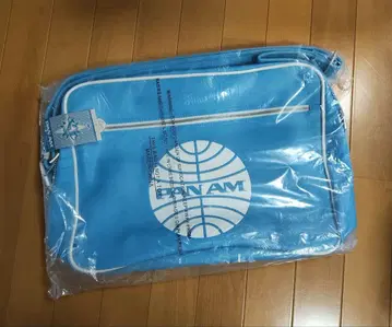 미개봉 PAN AM 빵남 숄더백 스카이블루