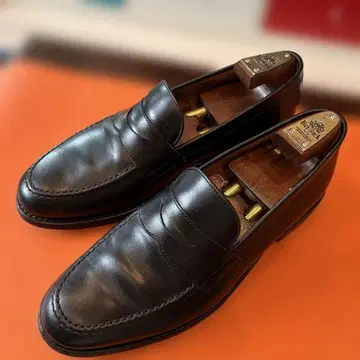 Berwick 4545 코인 로퍼 UK7.5 블랙