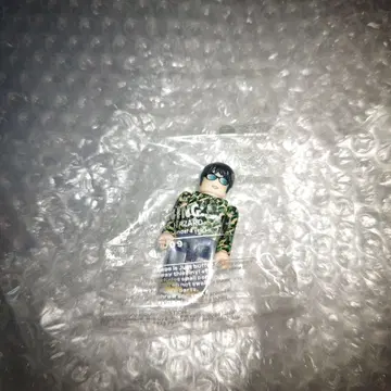 큐브릭 NIGO 미개봉