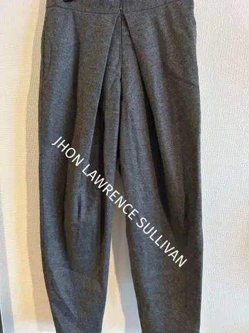 JHONLAWRENCESULLIVAN 설리반 디자인 울 팬츠