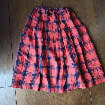 오렌지와 네이비 체크 플레어 스커트