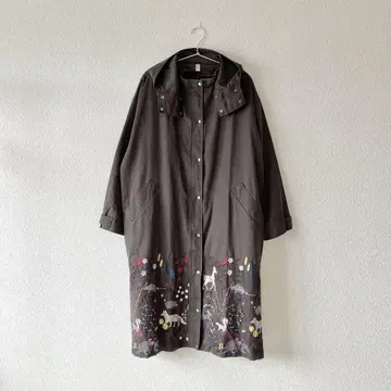 Emago. 이마고 동물과 숲 자수 모즈 코트