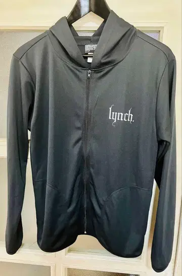 lynch. 후드 부착 래쉬 가드