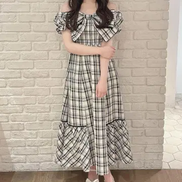 안미르 빅 리본 오프 숄더 원피스