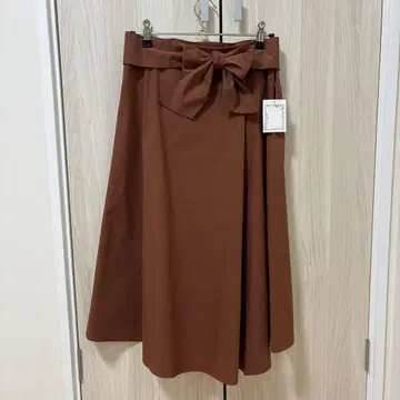 UNTITLED 스커트 M 사이즈 택 포함