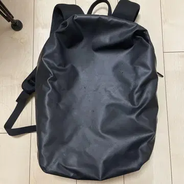 WEXLEY 블랙 백팩