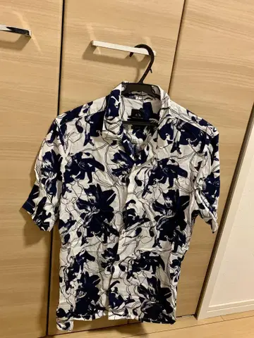 ARMANI EXCHANGE 패턴 셔츠