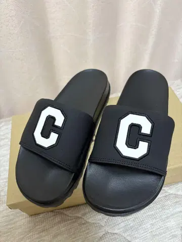 커버낫 블랙 샌들
