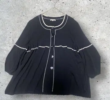 빅 사이즈! TRANS WORK 귀여운 버튼이 달린 썸머 가디건 블랙