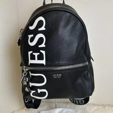 [새상품급] GUESS 로고가 들어간 가죽 럭색/백팩 블랙