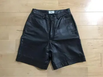 가죽 숏 팬츠 GGGpourhomme