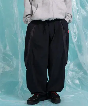 Perushu 나일론 프론트 지퍼 팬츠 블랙 L