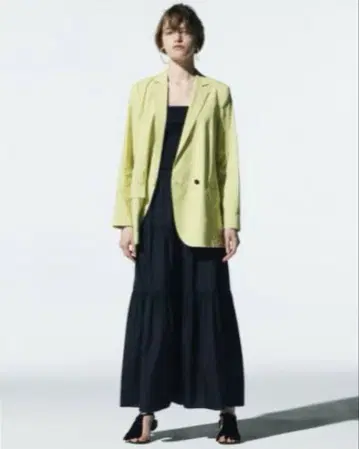 Theory Tech Lawn Tier Maxi SKT 블랙