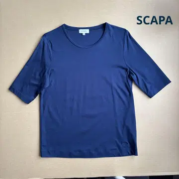 SCAPA 네이비 심플 티셔츠 미사용품
