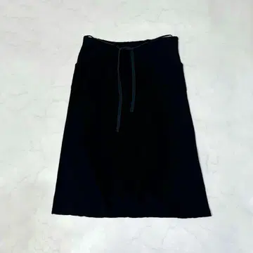 GALERIE VIE 갤러리 바이 코튼 드로스트 스커트 블랙