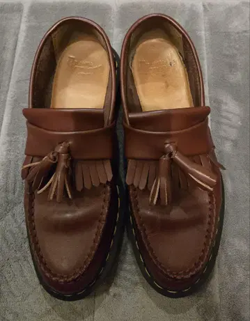 Dr.Martens 닥터마틴 태슬 로퍼 UK6