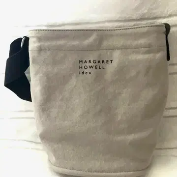 마가렛호웰 새상품 숄더백