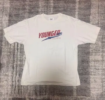 YOUNGER SONG 화이트 티셔츠
