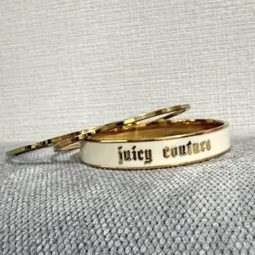 레어! Juicy Couture 3줄 뱅글 로고 팔찌 화이트