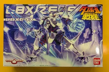 반다이 LBX 제우스 33