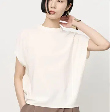 소주 스탠드 카라 코쿤 블라우스
