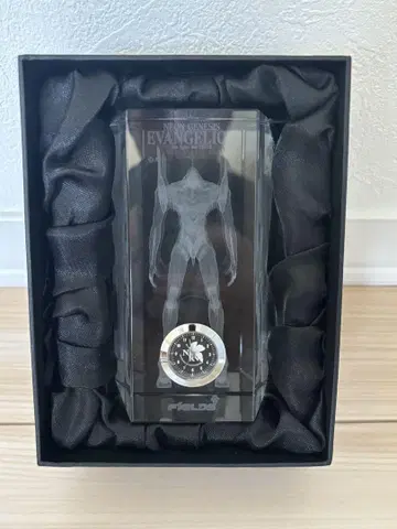 에반게리온 초호기 3D 크리스탈 시계